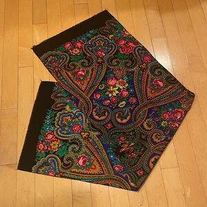 Vintage wool scarf